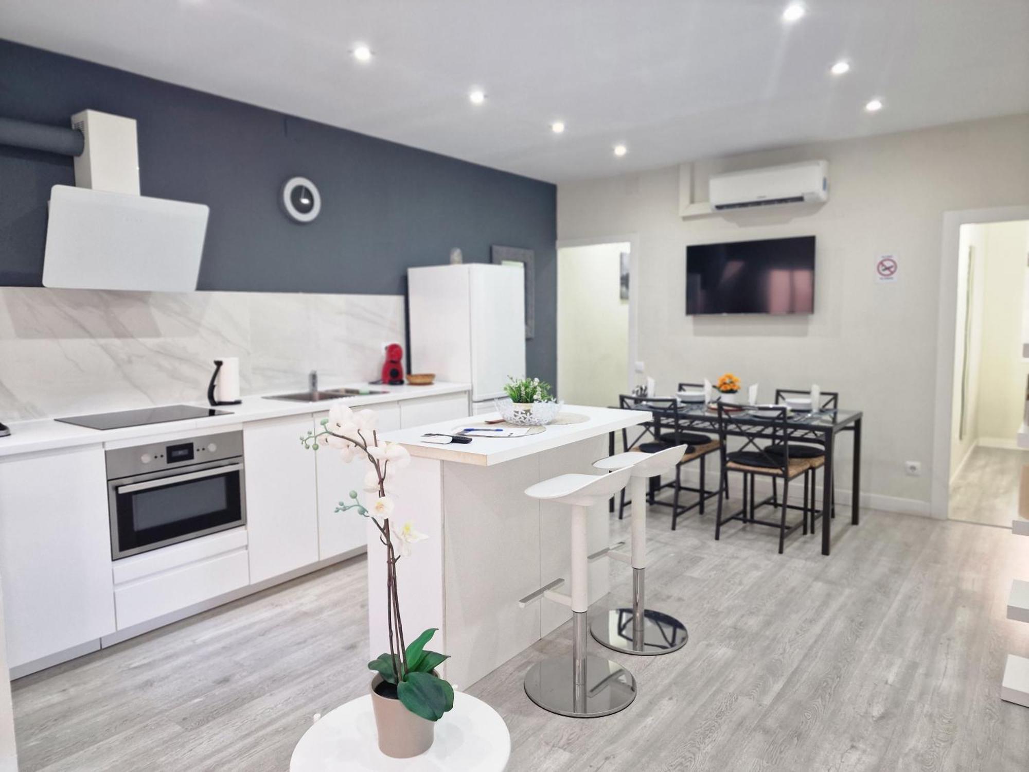 Barcelona 2 Habitaciones L'Hospitalet de Llobregat Bagian luar foto